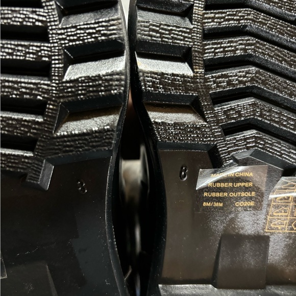 Michael Kors rain boots - Picture 2 of 6